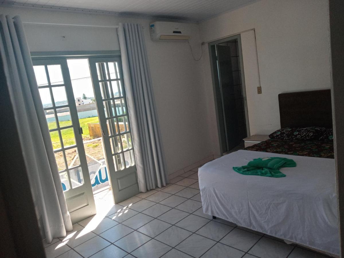 Hotel E Restaurante Recanto Da Lagoa Лагуна Экстерьер фото